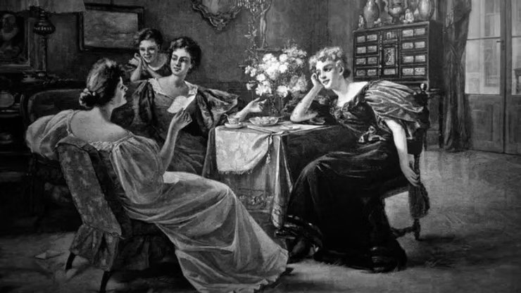 Ilustração vitoriana em preto e branco de quatro mulheres reunidas em torno de uma mesa de chá
